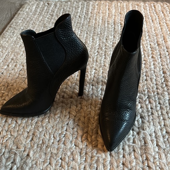 Louis Vuitton black bootie - Picture 3 of 7